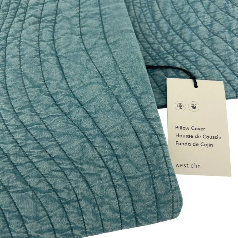 NWT Wavy Quilted Cushion Cover Set